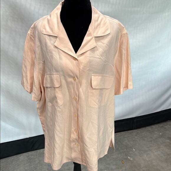 100 % silk Peach Button-Up Short Sleeve Shirt - Picture 1 of 3